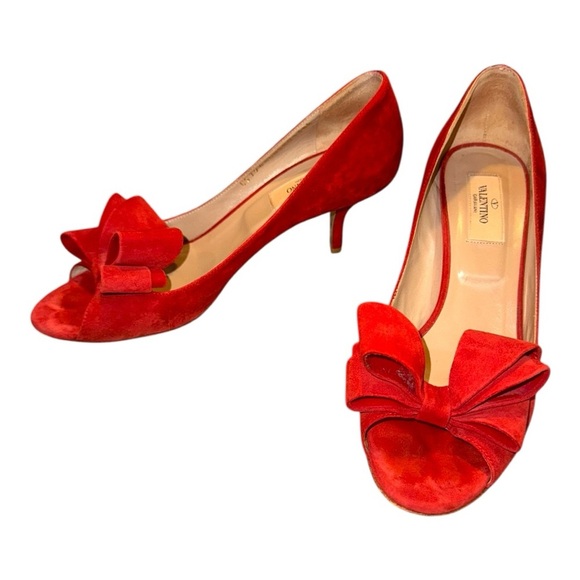 Vintage Valentino Garavani Red Suede Peep Toe Bow Pumps – Size 38.5 (US 8) - Picture 11 of 12